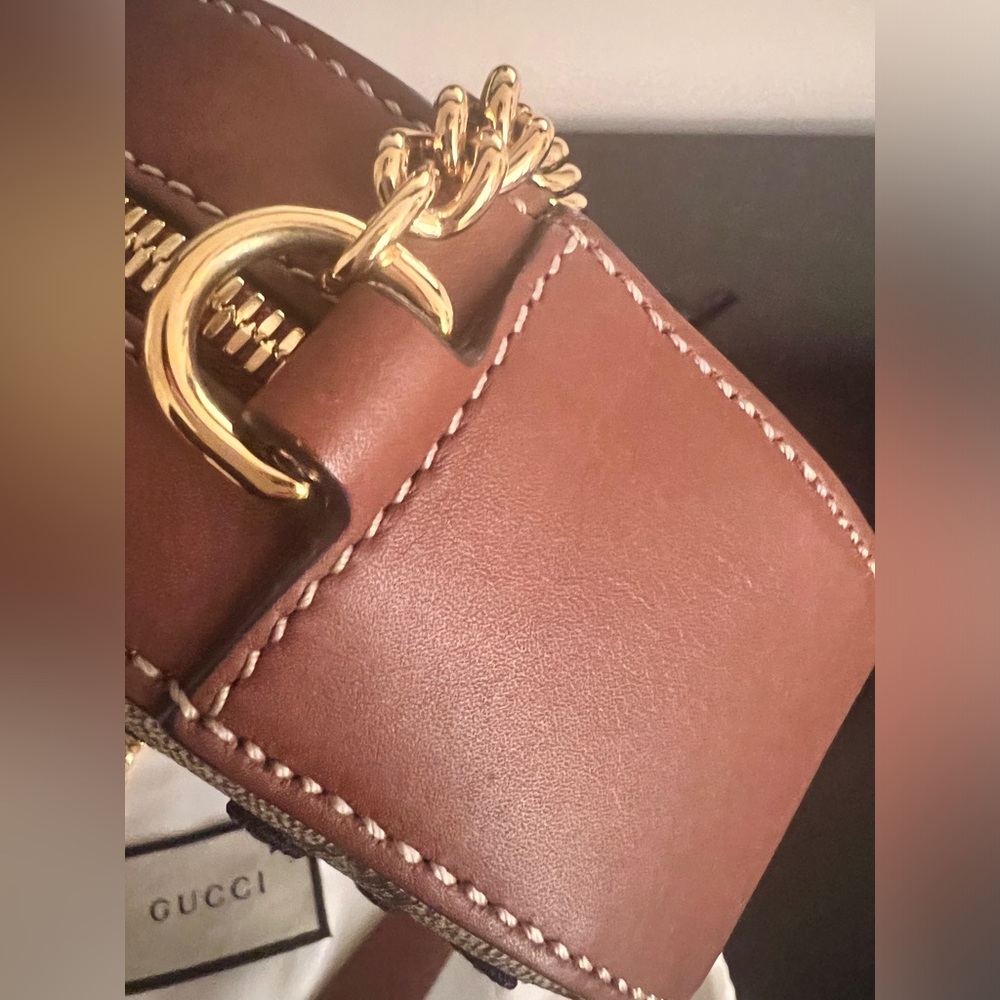 Gucci Beige and Brown Crossbody Bag with Floral Embroidery - Picture 12 of 16